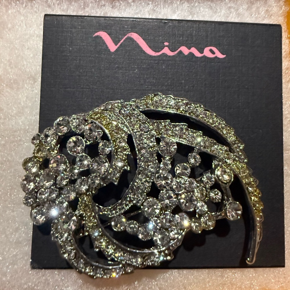 Nina Crystal Silver Shooting Star Brooch NWT 2012 Lord & Taylor